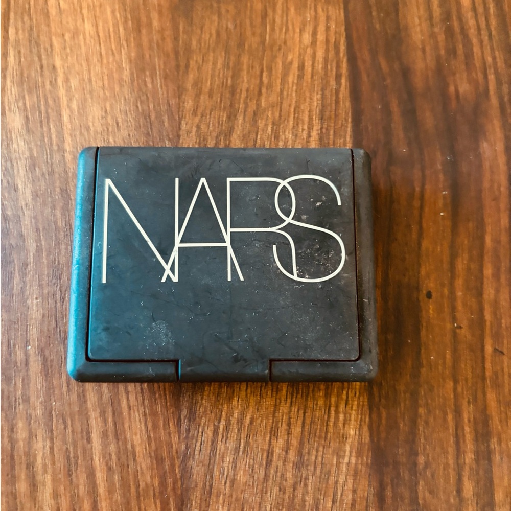 NARS Sleek Black Blush Makeup Compact “Torrid”